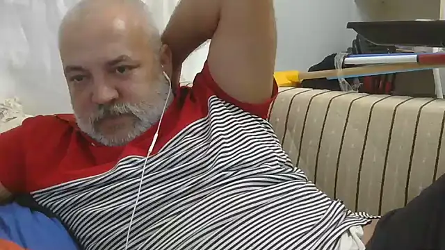husoizmir Adlı Modelin Web Kamerası Şovu