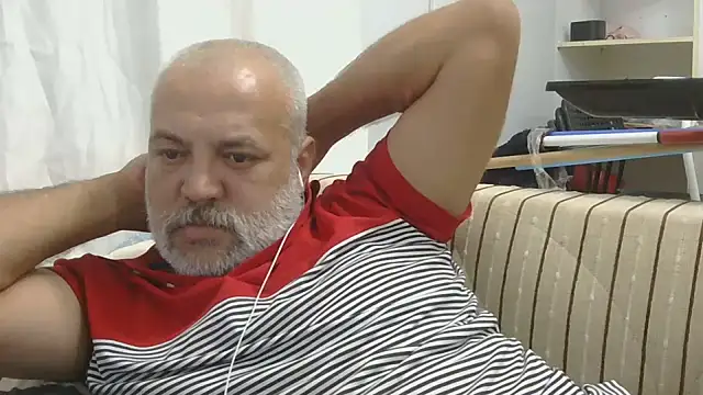 husoizmirn Live XXX chat