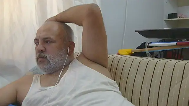 husoizmir Adlı Modelin Web Kamerası Şovu