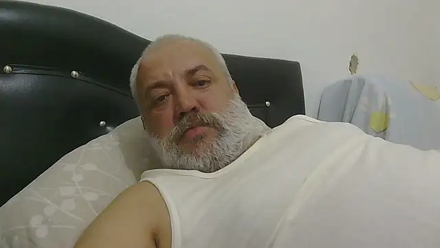 husoizmir Adlı Modelin Web Kamerası Şovu