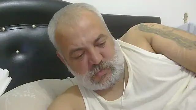 husoizmir 网络视讯表演