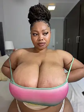 Show webcam de YummyEbonyTits