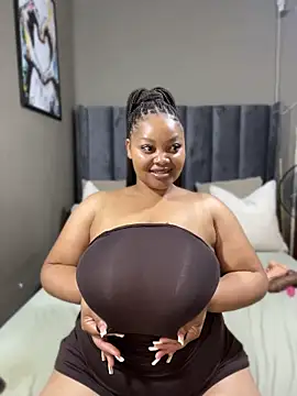 YummyEbonyTits' Webcam Show