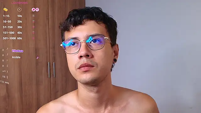 Онлайн чат XXX LeaneSeb