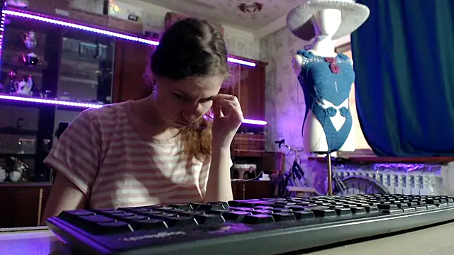 pa1e_pr1ncess' Live XXX Chat