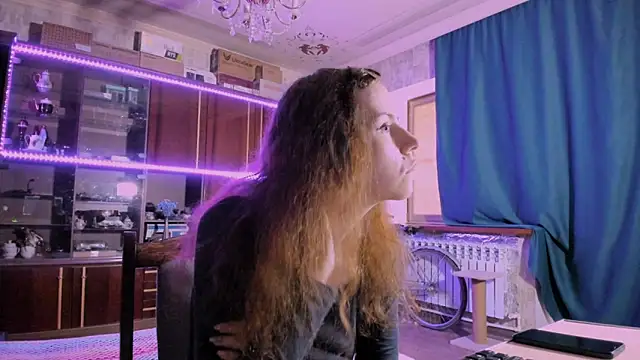 Онлайн чат XXX pa1e_pr1ncess