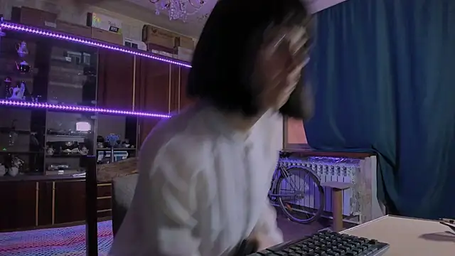 Živý XXX chat pa1e_pr1ncess
