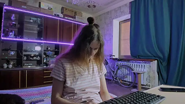 pa1e_pr1ncess Adlı Modelin Canlı XXX Sohbeti