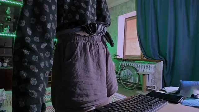 pa1e_pr1ncess élő XXX-chatje
