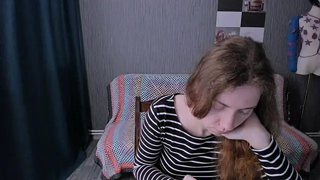 عرض كام pa1e_pr1ncess