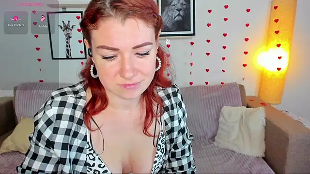 Creamy_Lissa élő XXX-chatje