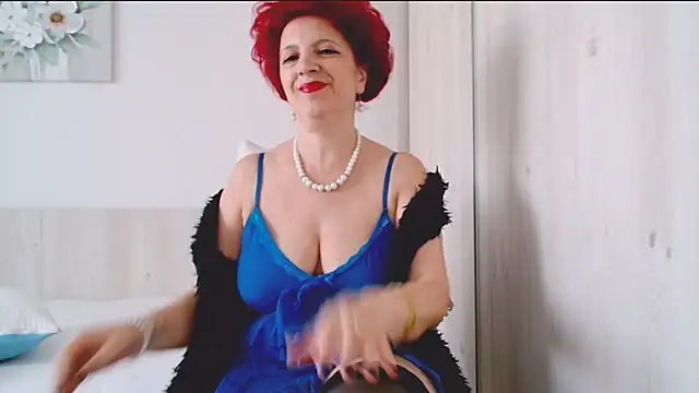MilfSupreme's Live XXX Chat