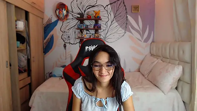 LinzyBaner Live XXX-Chat