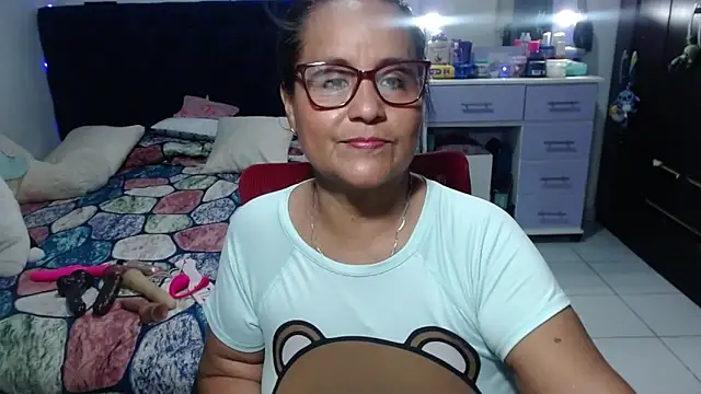 Chatroom XXX en direct de pervert_mommy_