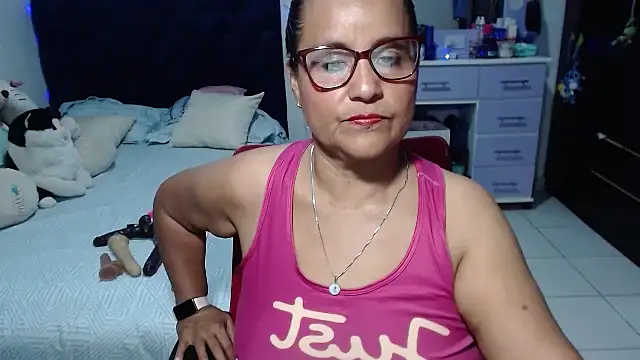 Chatroom XXX en direct de pervert_mommy_