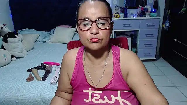 pervert_mommy_ webcam show