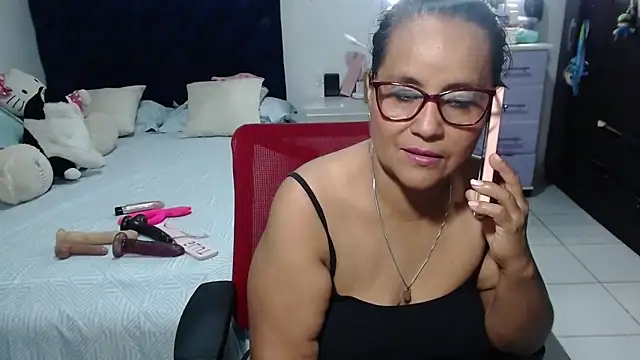 pervert_mommy_ – Live XXX-chat