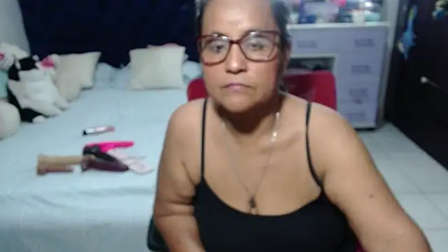 Chat XXX ao vivo de pervert_mommy_