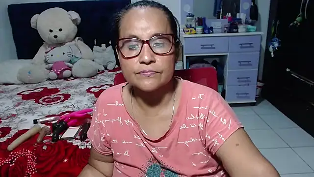 pervert_mommy_ লাইভ XXX চ্যাট
