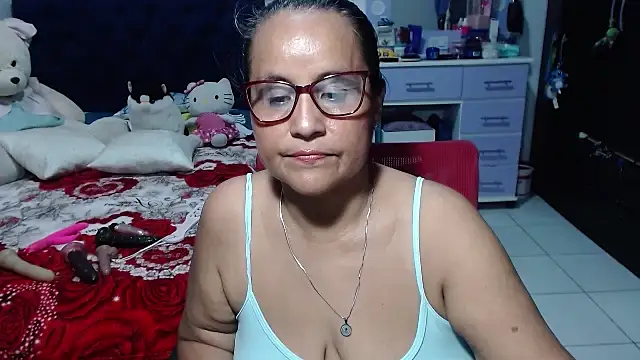 دردشة pervert_mommy_ الجنسية المباشرة