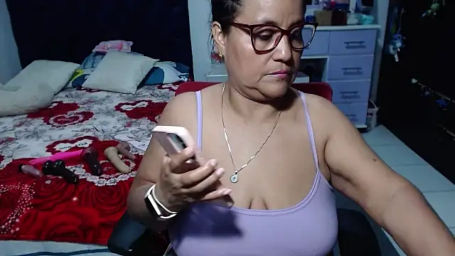 XXX chat uživo modela pervert_mommy_