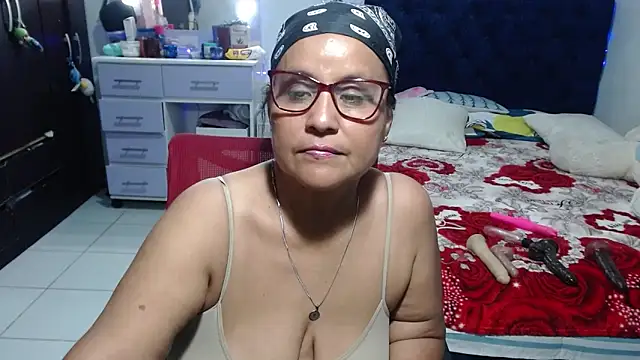 pervert_mommy_: онлайн-секс-чат