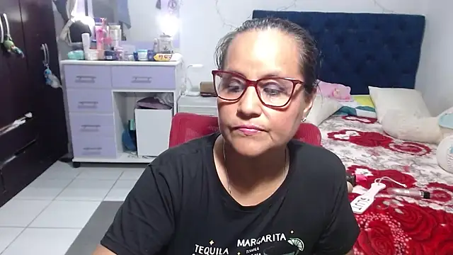pervert_mommy_n Live XXX chat