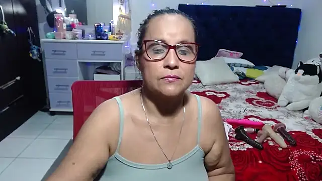 غرفة دردشة pervert_mommy_ المباشرة