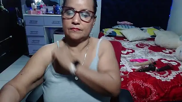 Chat XXX en directo de pervert_mommy_