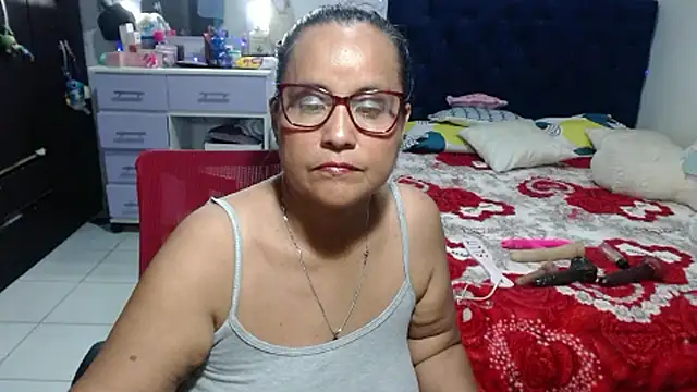 Chatroom XXX en direct de pervert_mommy_