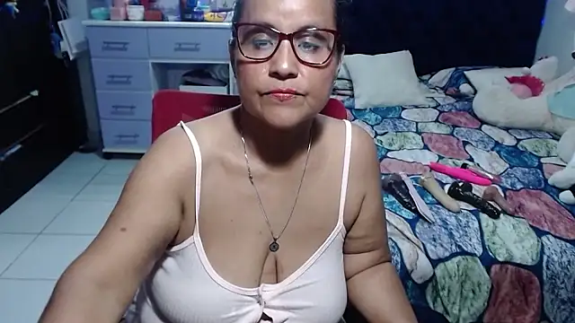 pervert_mommy_'s Live XXX Chat