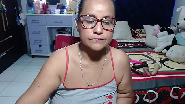 pervert_mommy_ – Kamerová šou