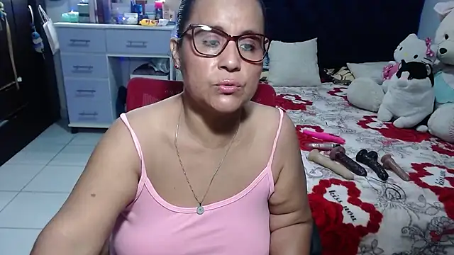 pervert_mommy_ Adlı Modelin Web Kamerası Şovu