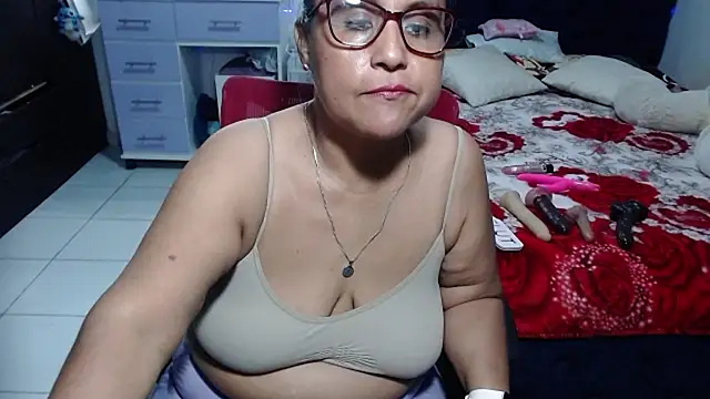 pervert_mommy_'s Live XXX Chat