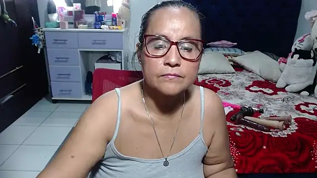 pervert_mommy_ Chat XXX in diretta