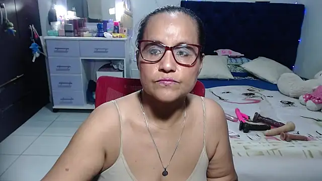 Chat XXX en directo de pervert_mommy_