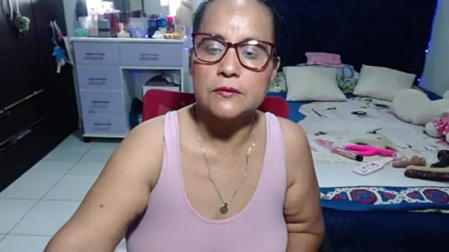 Chatroom XXX en direct de pervert_mommy_
