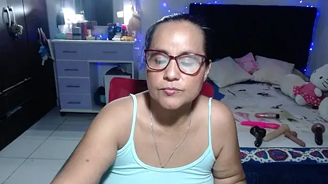 Chat +18 de pervert_mommy_ ao vivo