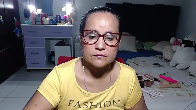 Chat XXX en directo de pervert_mommy_
