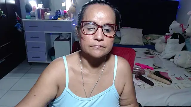 pervert_mommy_: διαδικτυακό σόου στην κάμερα