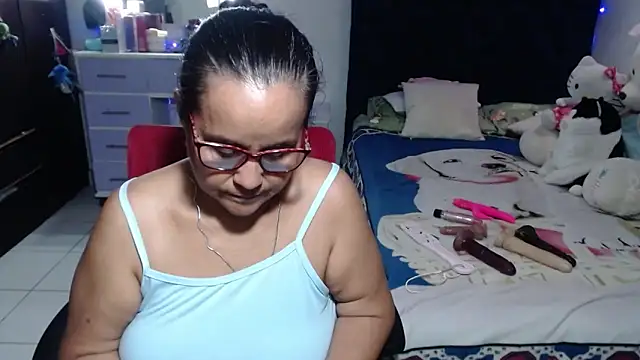pervert_mommy_'s Live XXX Chat