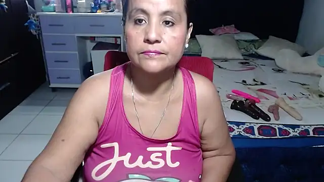 pervert_mommy_n Live XXX chat
