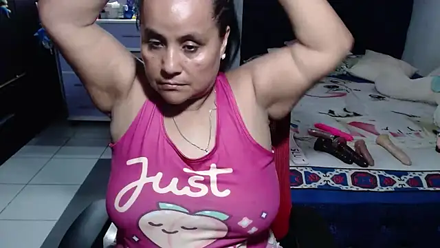 Chat +18 de pervert_mommy_ ao vivo