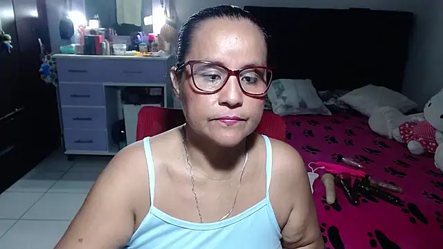 Chat +18 de pervert_mommy_ ao vivo