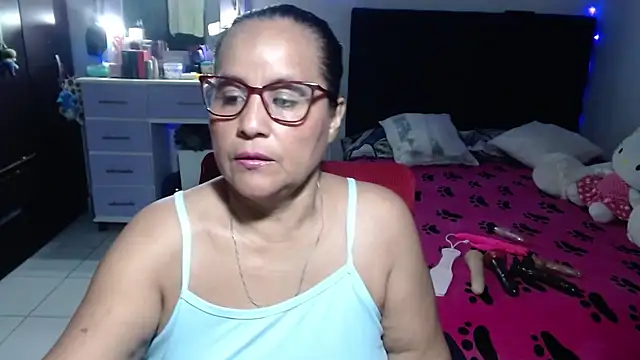 pervert_mommy_n Live XXX chat