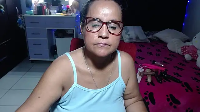 Chat XXX en directo de pervert_mommy_