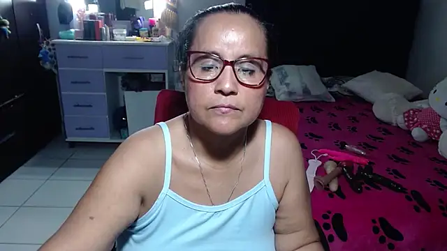 pervert_mommy_ Chat XXX in diretta