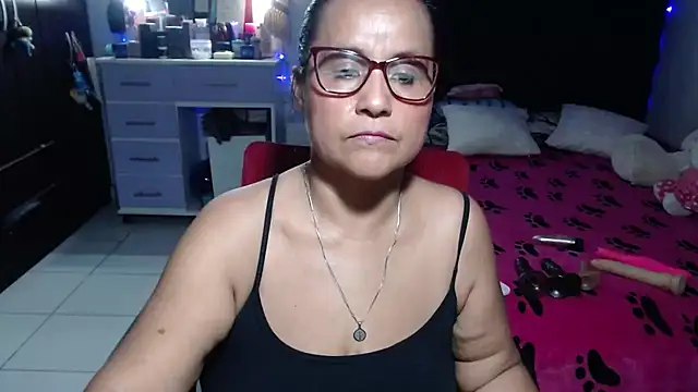 Chatroom XXX en direct de pervert_mommy_