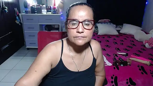 pervert_mommy_ Adlı Modelin Web Kamerası Şovu