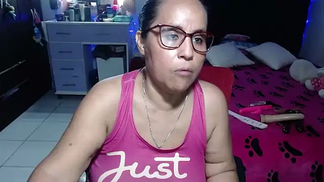 Živý XXX chat pervert_mommy_